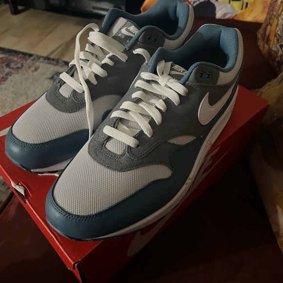 Nike air max 1 in noise aqua. - Picture 3 of 3